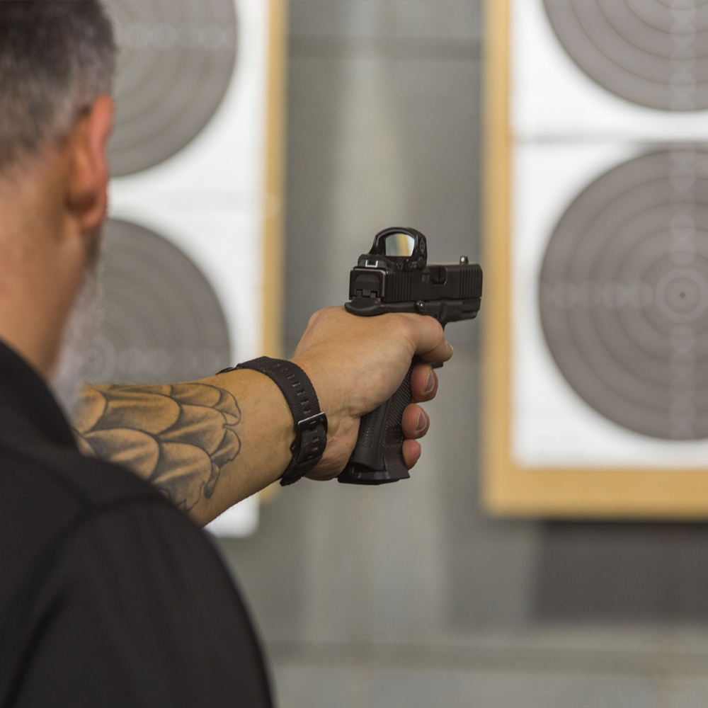2 guns shooting - any day of the week in Riga for Stag Party