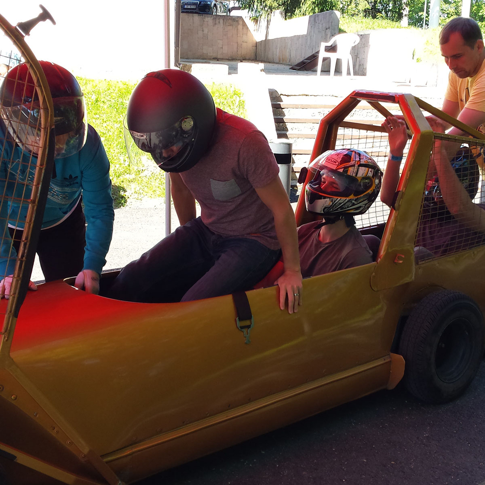 SUMMER TEAM BOBSLEIGH 1 ride per person in Riga for Stag Party