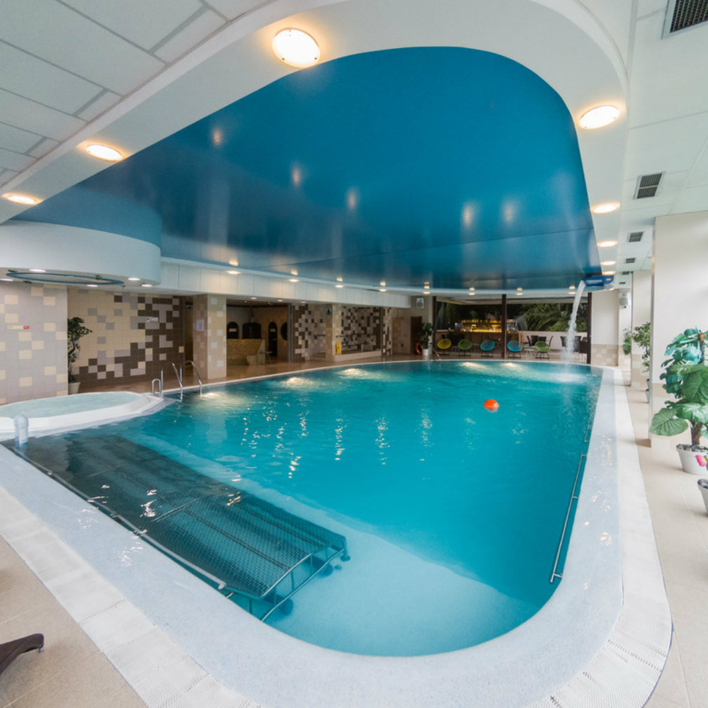 Water Relaxation SPA hangover chill - 3 Hrs in Riga for Stag Party